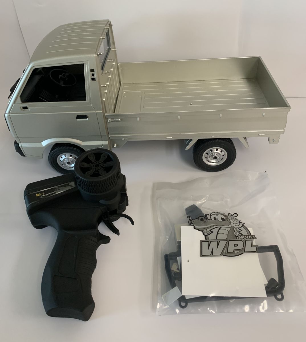 Rtr Rc Kei Truck Silver 1/10 2.4 Ghz - Emery Distributors