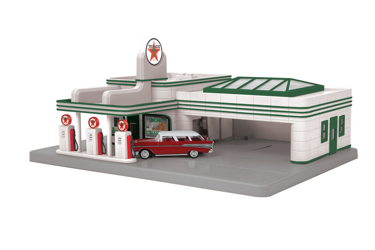 O Texaco Operating Gas Station w/Sound Emery Distributors